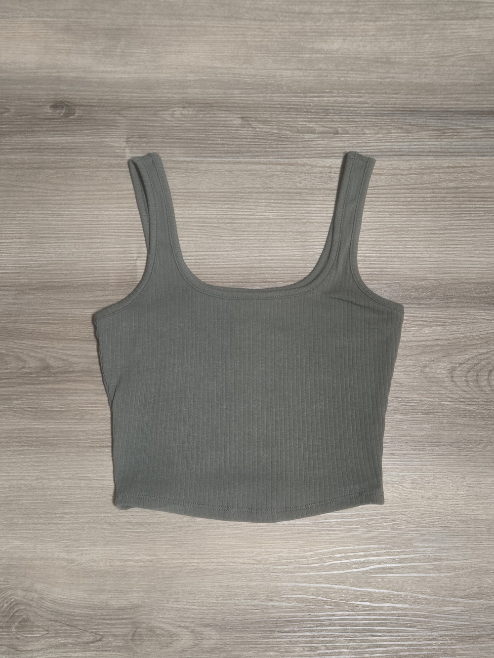 Ribbed Scoop Neck Crop Tank Top